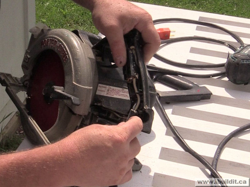 Replacing The Cord On My Circular Saw IBUILDIT.CA